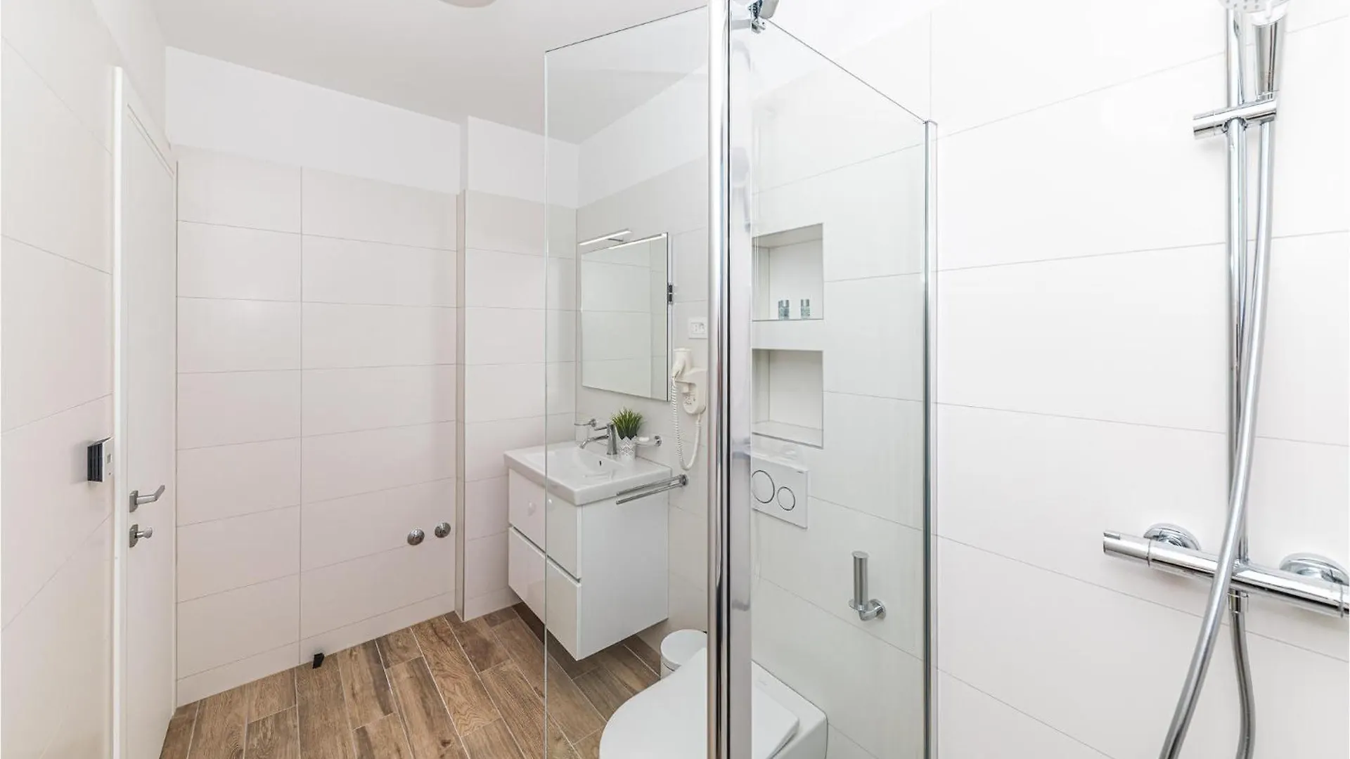 Holiday home Lovely Home In Seget Vranjica With House Sea View
