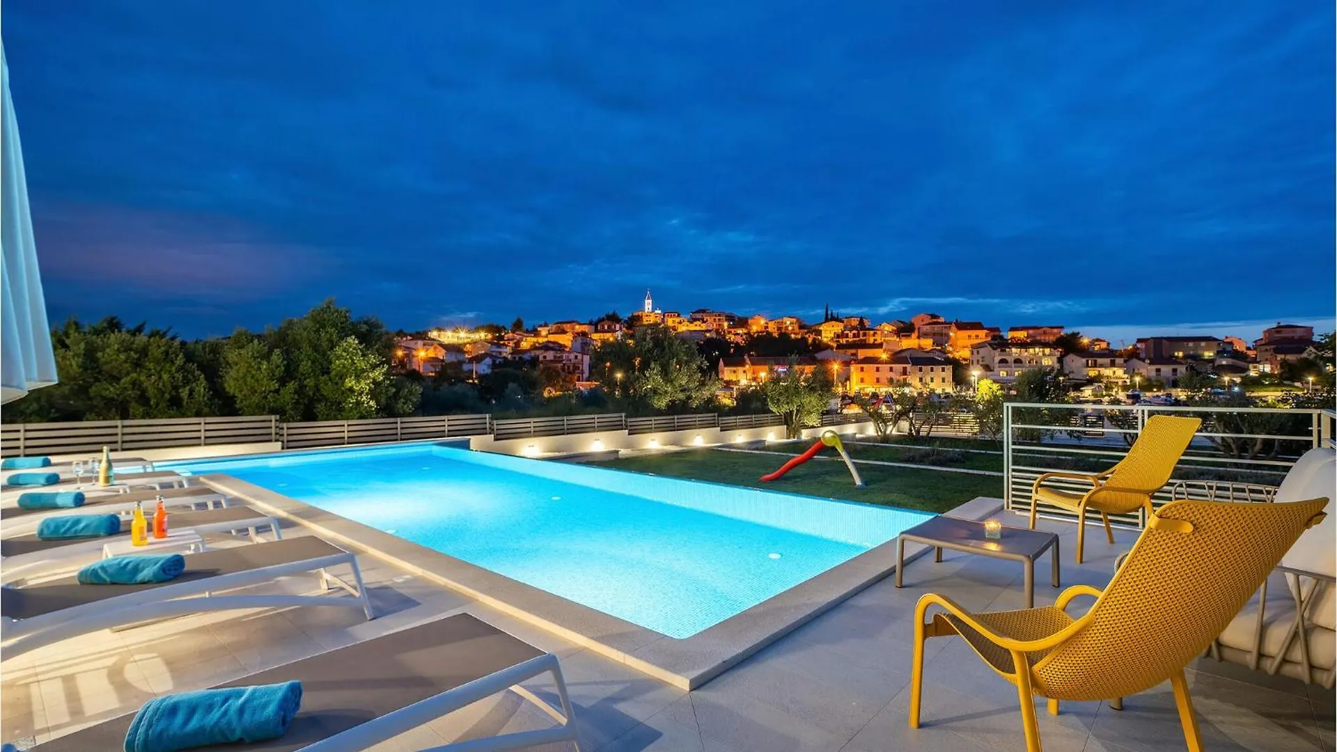 Holiday home Lovely Home In Seget Vranjica With House Sea View
